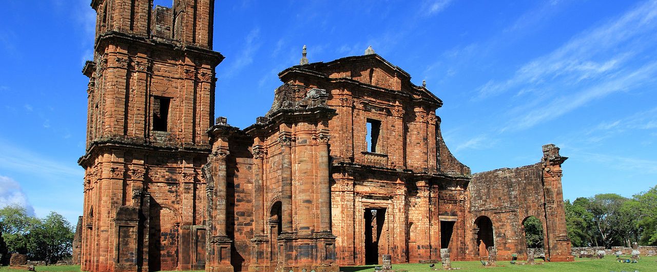1280px-sitio_arqueologico_de_sao_miguel_arcanjo_02