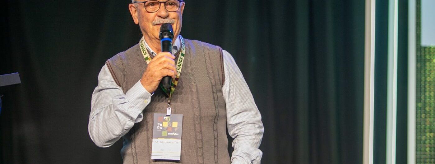 025a46f2-81d7-4b30-95e9-d480f1d51c19